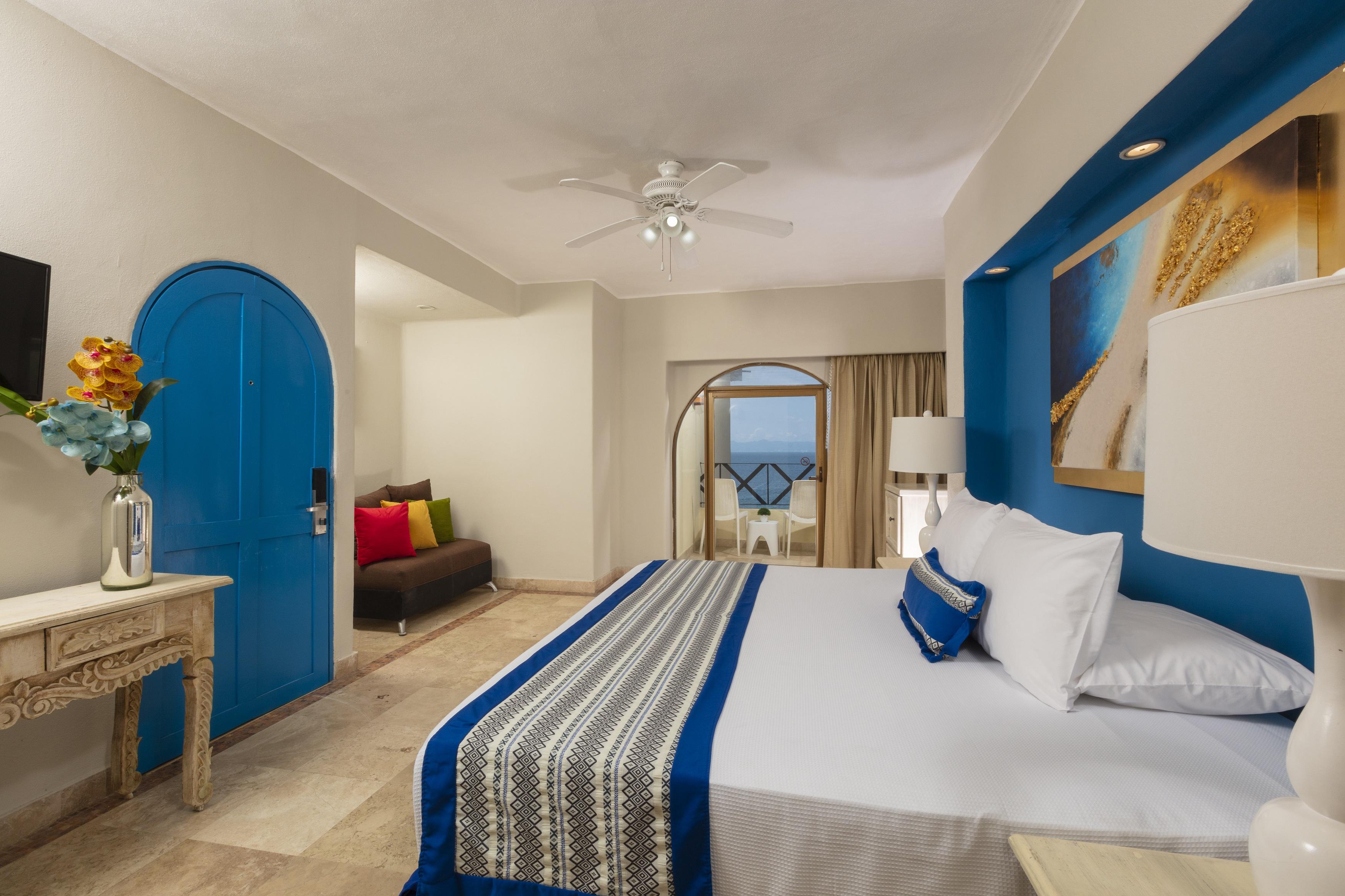 Blue Chairs Beachfront Resort Puerto Vallarta - Adults Only Exterior photo
