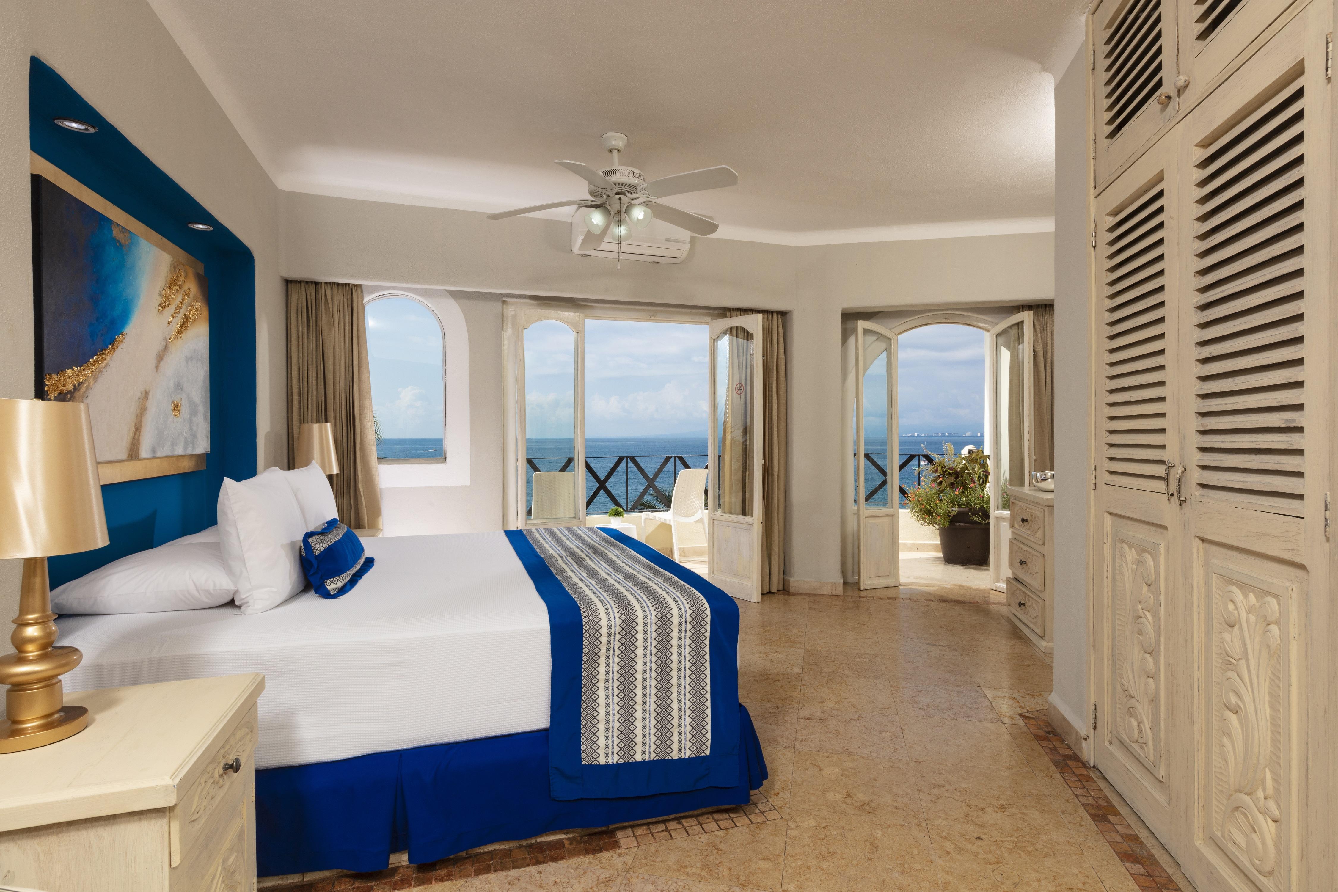 Blue Chairs Beachfront Resort Puerto Vallarta - Adults Only Exterior photo