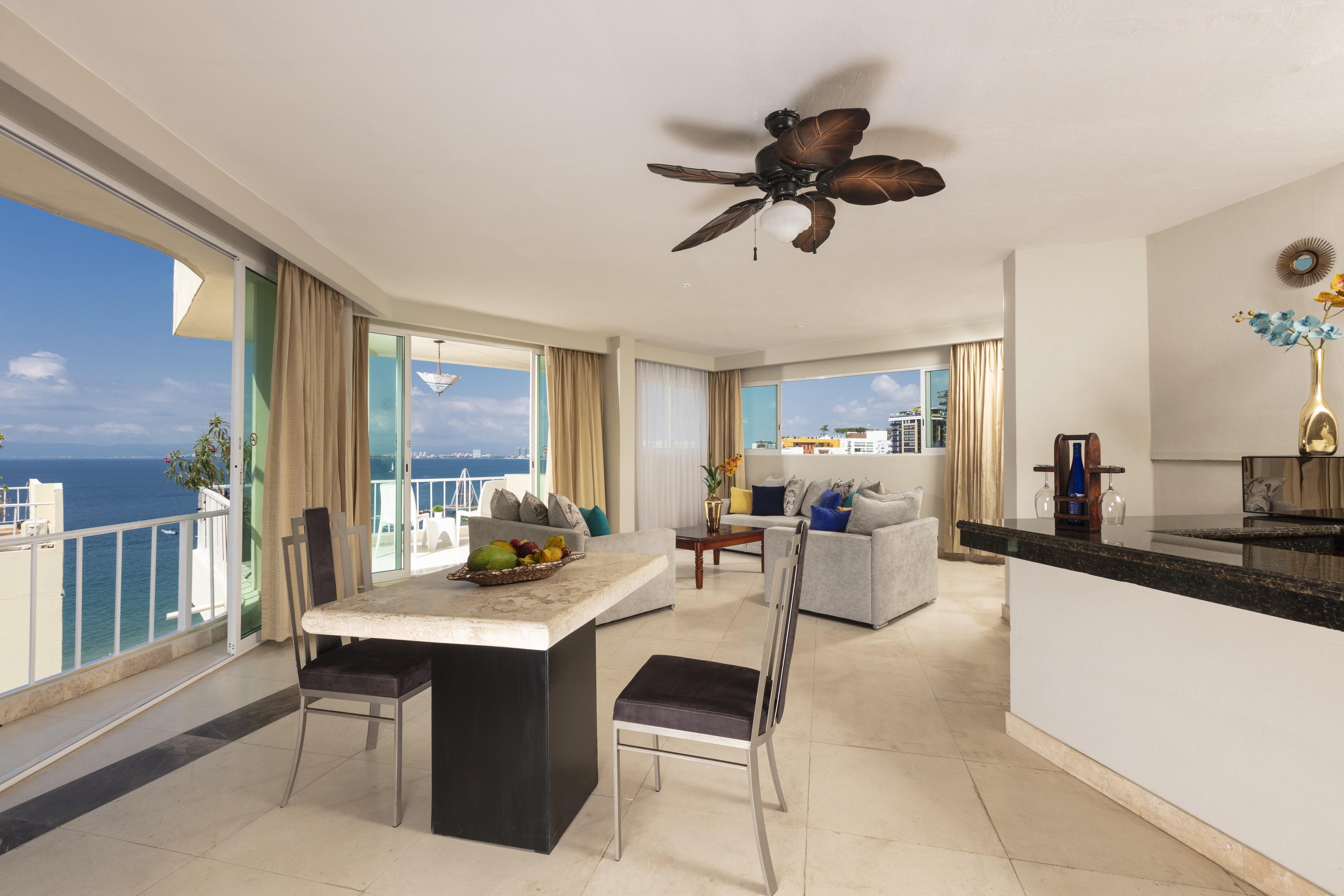 Blue Chairs Beachfront Resort Puerto Vallarta - Adults Only Exterior photo