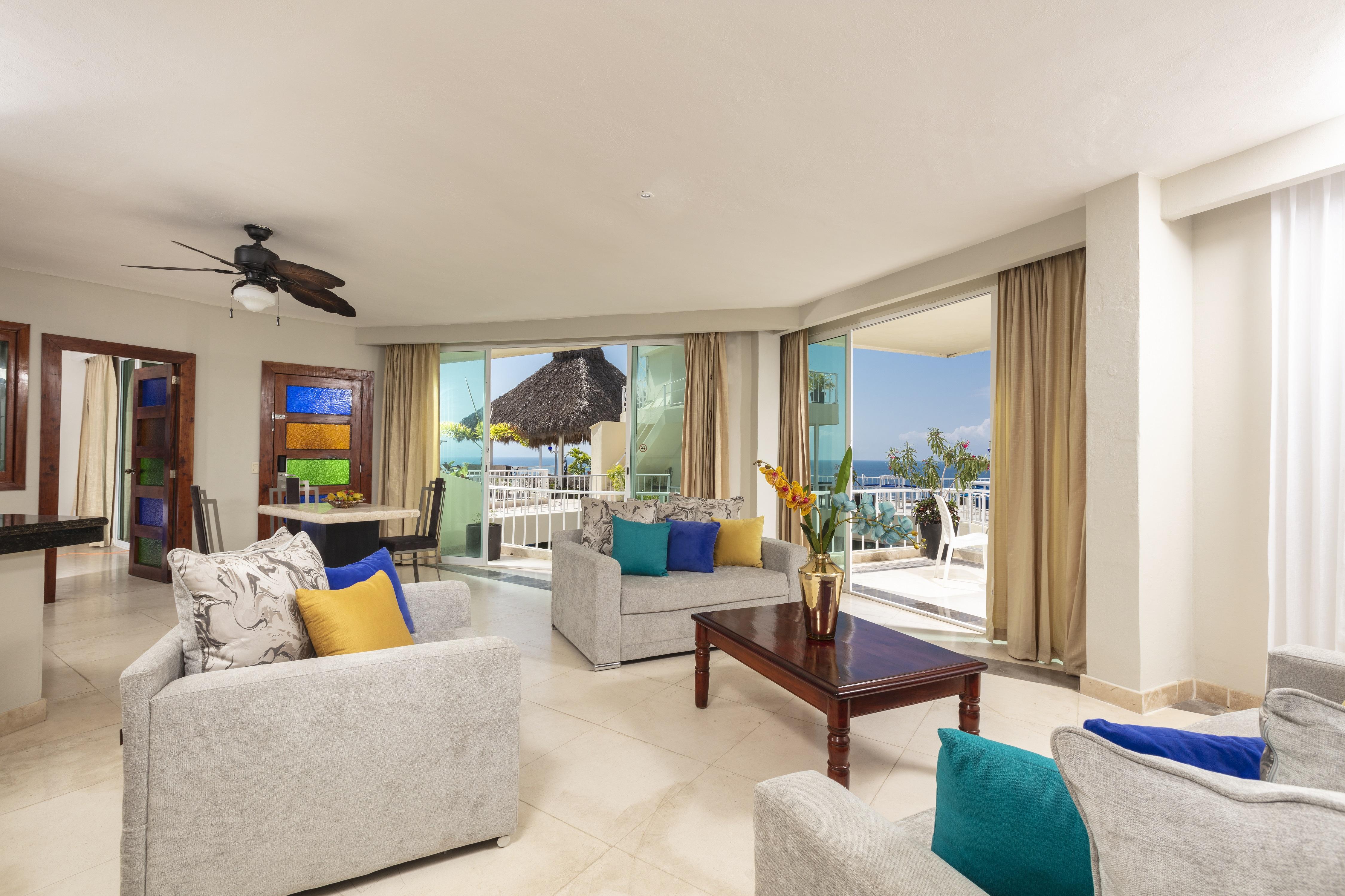 Blue Chairs Beachfront Resort Puerto Vallarta - Adults Only Exterior photo