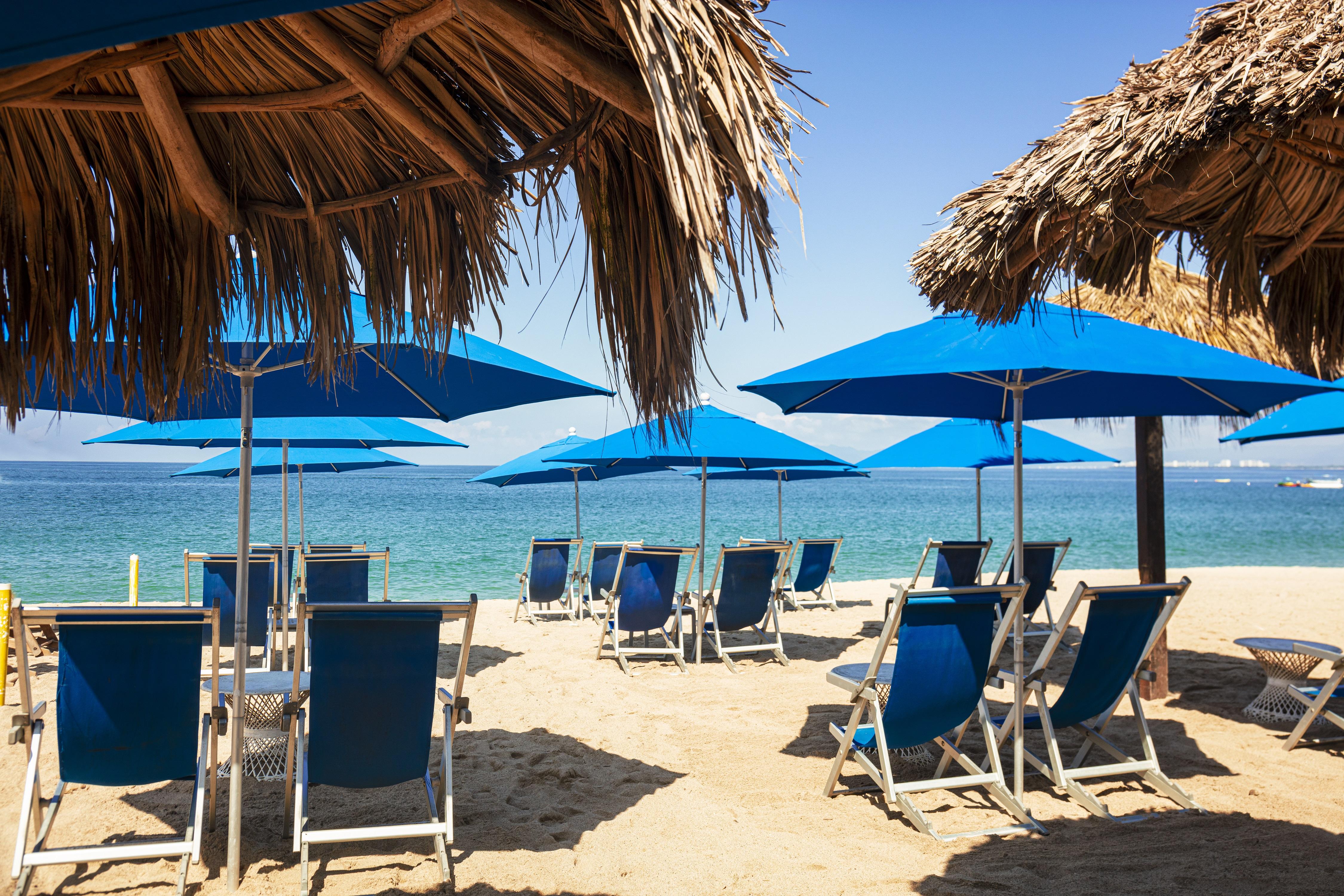 Blue Chairs Beachfront Resort Puerto Vallarta - Adults Only Exterior photo