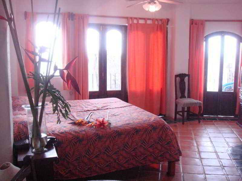 Blue Chairs Beachfront Resort Puerto Vallarta - Adults Only Exterior photo