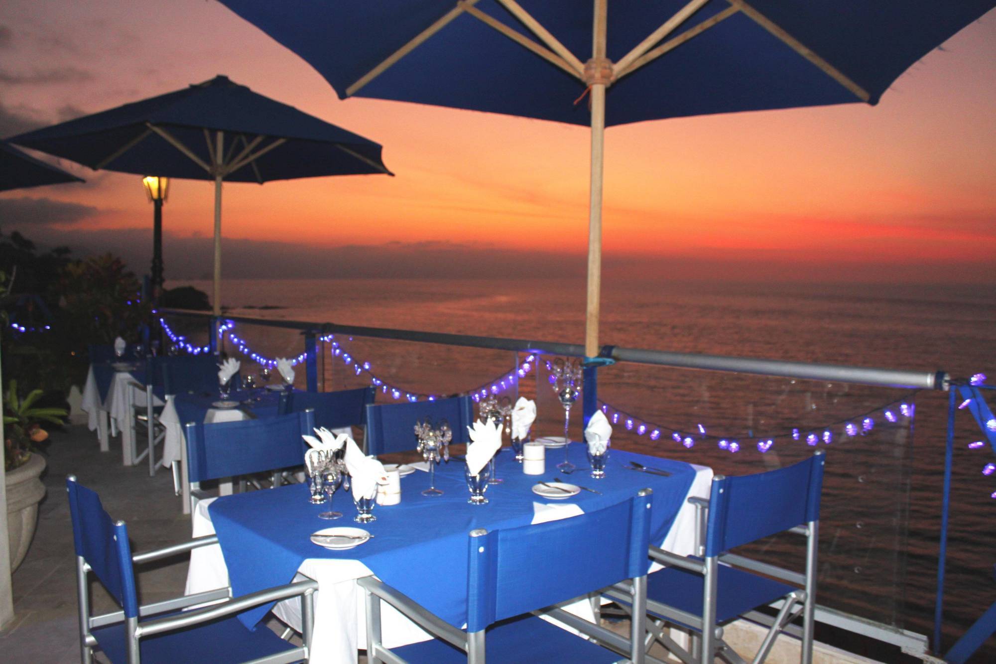 Blue Chairs Beachfront Resort Puerto Vallarta - Adults Only Exterior photo